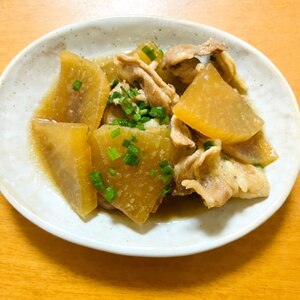 生姜でぽかぽか⭐️豚バラ大根の炒め煮